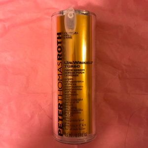 SOLD Peter Thomas Roth Un-wrinkle Turbo Serum